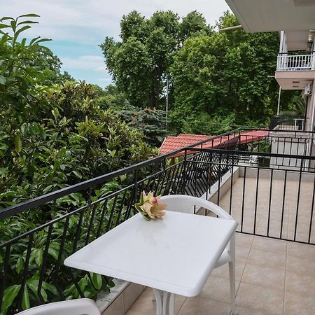 Hotel Geromichalos Paralía Skotínis Bagian luar foto