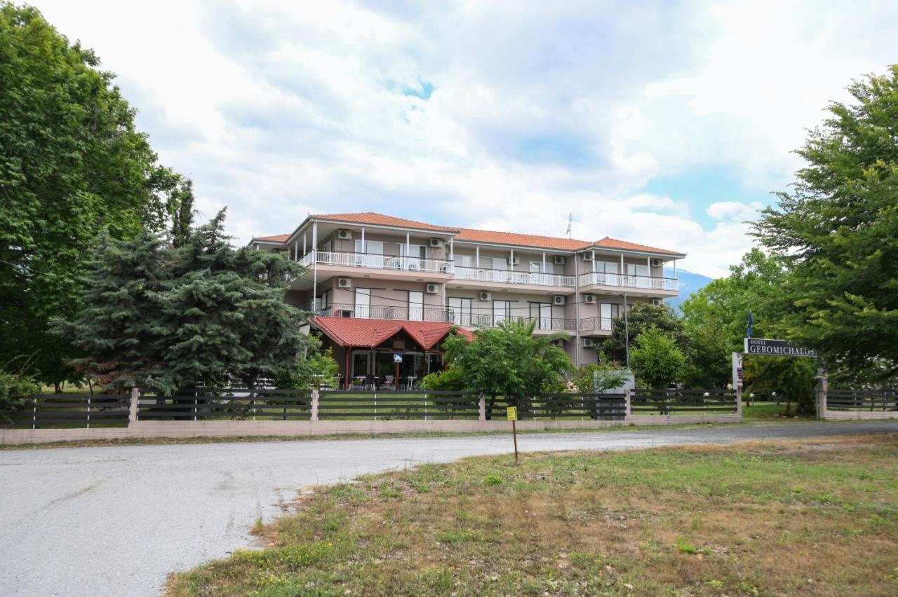 Hotel Geromichalos Paralía Skotínis Bagian luar foto