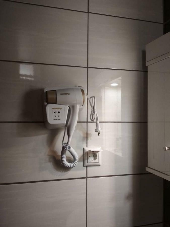 Hotel Geromichalos Paralía Skotínis Bagian luar foto